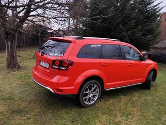 zamienię na miejskie dodge journey 2,4 crossroad 2019r rzeszów - sprzedajemy.pl