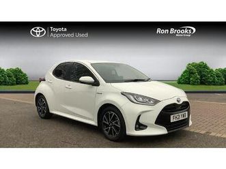 toyota yaris design hatchback's 1.5 vvt-h design e-cvt euro 6 (start/stop) 5dr