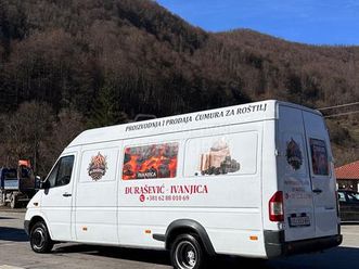 mercedes benz sprinter 413