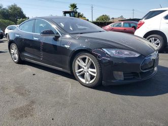 tesla model s * купи сега* без търг* фикс.цена* без удар*