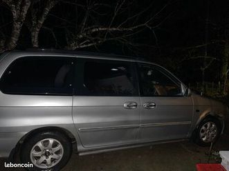 kia carnival 2004