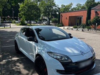 renault mégane iii rs trophy 2.0 265ch - origine france - seconde main - historique entretien complet