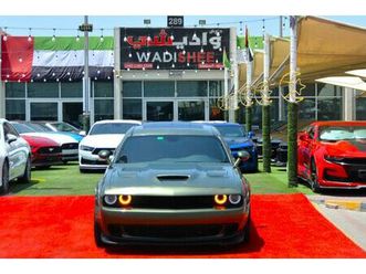 dodge challenger srt, v8,6.2l