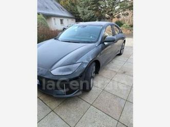 77-kwh-229-executive