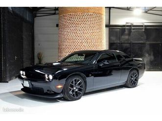 dodge challenger v8 6.4l hemi bva - scat pack shaker (toit ouvrant, audio harman/kardon, sièges chauffants/ventilés...) sans malus