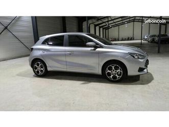 mg mg3 1.5 l hybrid+ 195 ch luxury + radar ar + camera 360