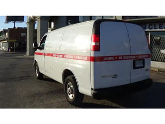 2014 gmc savana 4.8 ltr. $6999best offer.230,000km4164098558