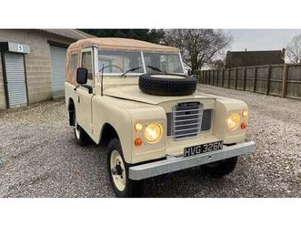 1975 land rover series 3 beige manuel, 4 vitesses conduit...