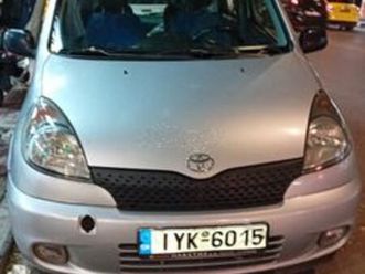 toyota yaris 2001 verso