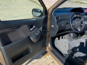 toyota verso 2005 yaris