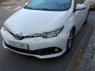 toyota auris 1.6 115d active touring sports