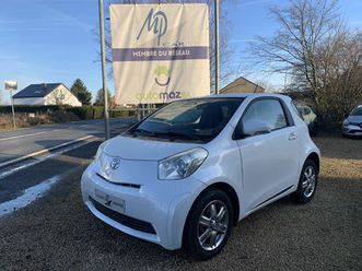 toyota iq 1.0i ..garantie 2 ans.. excellent état...