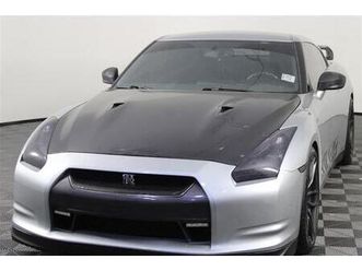 used 2009 nissan gt-r premium