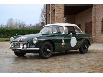 1967 mg b roadster - ruote da sogno