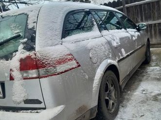 vând opel vectra station wagon cleja