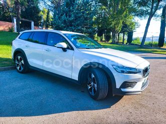 volvo v60 cross country 2.0 b4 d awd cross country pro auto