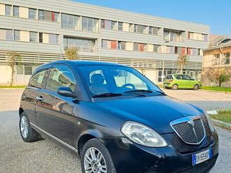 lancia ypsilon 1.2 benzina perfetta
