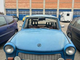 trabant 601 deluxe