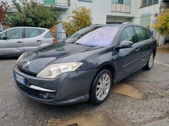renault laguna 2.0 dci 150cv sportour techno nav