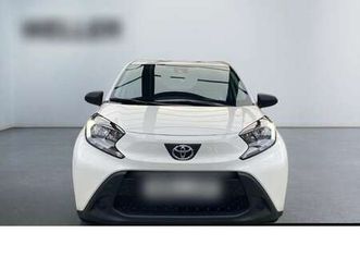 play *acc*kamera*carplay*dab*spurhalteass*