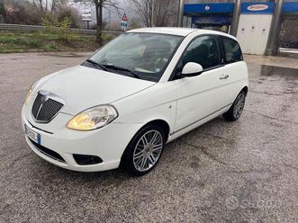 lancia - ypsilon - 1.3 mjt platino