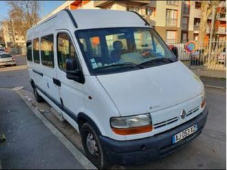 renault master 2.2 9 places avec rampe