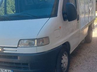 peugeot boxer 2.8 hdi 130cv plateau grillagé