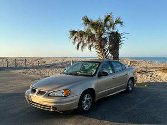 pontiac grand am 2004 gold