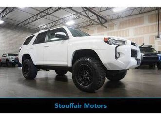 2019 *toyota* *4runner *sr5 4wd* blizzard pearl