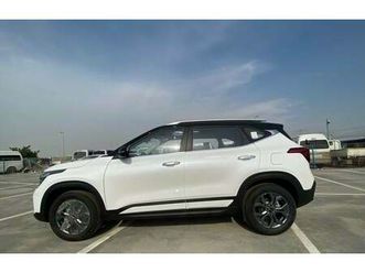 kia seltos new kia seltos 1.5l petrol luxury sunroof with black roof model 2025