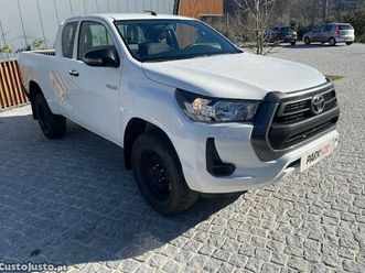 toyota hilux 2.4 d-4d 4wd ce ch julho/24