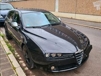alfa romeo roter alfa romeo 159 sportwagon mit automatik