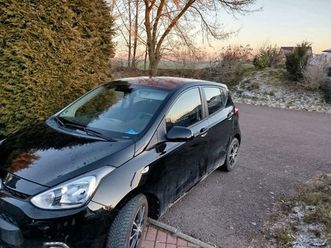 hyundai i10 1.2 yes! silver yes! silver