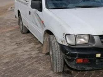 isuzu tfr pick-up diesel manuelle 2000 à el ksiba