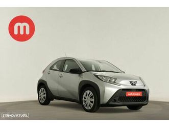 toyota aygo 1.0 x-play