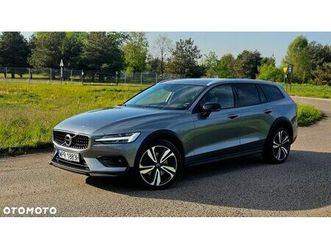 volvo v60 cross country pro d4 awd