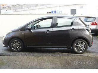 toyota yaris 1.4 d-4d 5 porte active