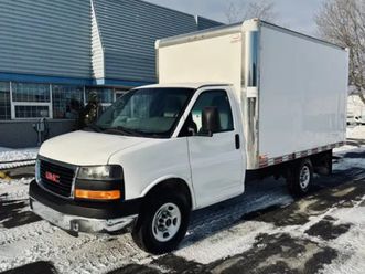 2010 gmc savana 3500 roue simple boîte cube 12 pieds