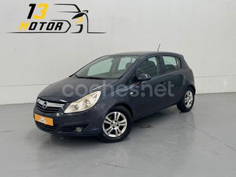 opel corsa 1.2 essentia