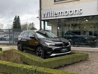 ultimate 1.2 turbo 130pk at8 *camera*adaptieve cruise control*stuur+zetelverwarming*...