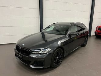 540i xdrive 48v touring m sport steptronic