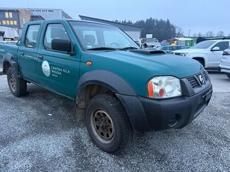 np300 4x4 double cab