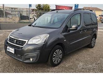 peugeot partner hdi 120 cv autocarro 5 posti