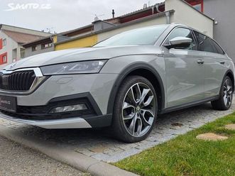 škoda octavia scout 147kw/4x4/dsg/head-up