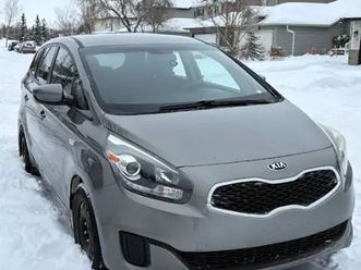 2015 kia rondo manual + summer & winter wheels * price reduced*