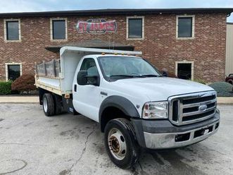 2005 ford f550 dually 6.8l automatic with a dump bed! 83k miles!