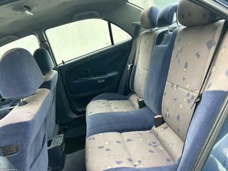 mitsubishi carisma comfort janeiro/00