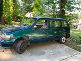 1995 plymouth voyager work van – rebuilt transmission – runs strong –