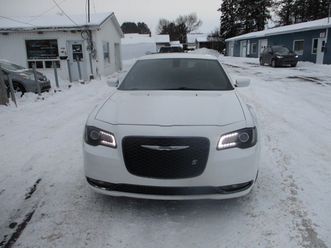 2016 chrysler 300 300s