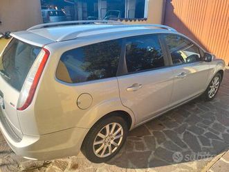 ford focus sw titanium